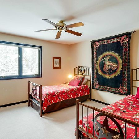 Idyllic Forested Breck Home Hot Tub And Ski Shuttle Breckenridge Extérieur photo